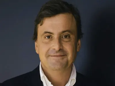 Carlo Calenda raccomanda Finanza Portyron